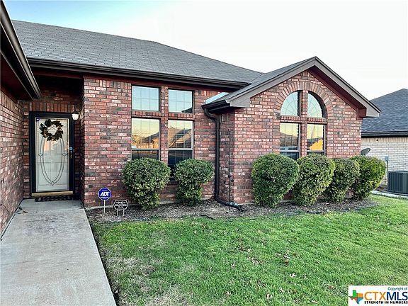 4th image of 2402 Moonstone Dr