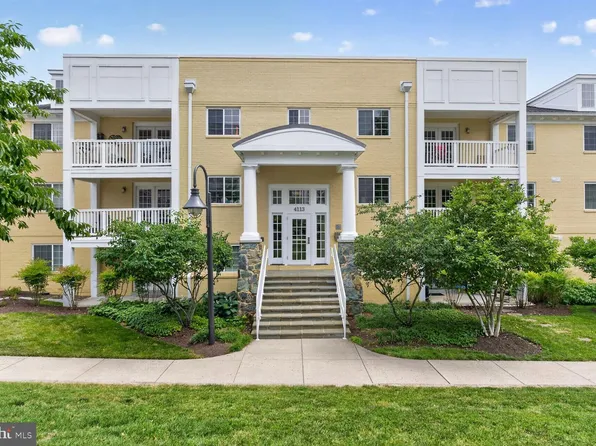 4113 S Four Mile Run Dr Unit 102, Arlington, VA 22204