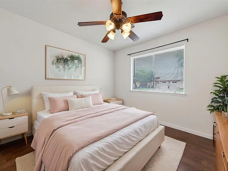 17002 Dew Drop Ln — Photo 15