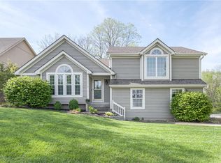 8309 NW 80th St, Kansas City, MO 64152