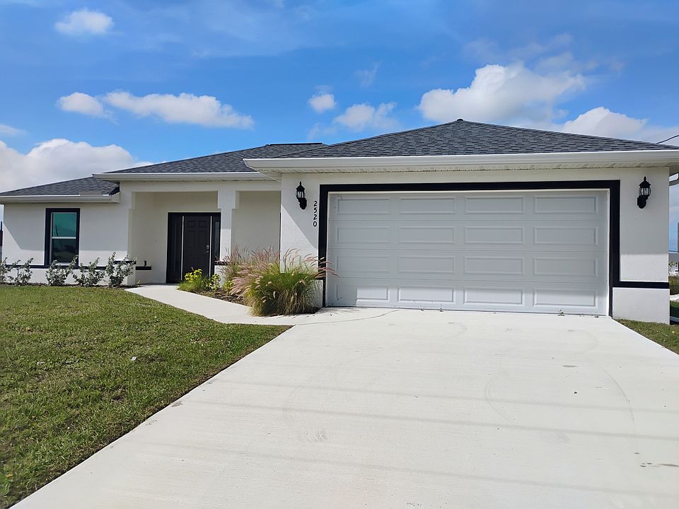 1st image of 2520 NE 1st Pl