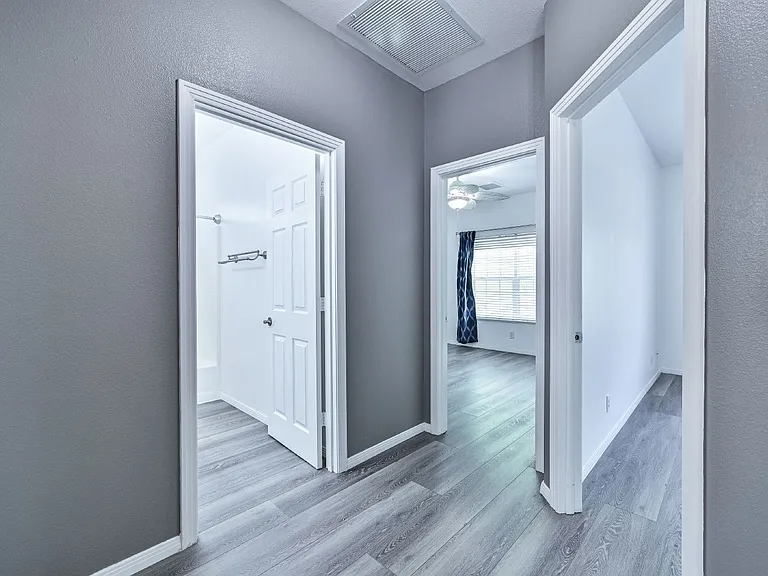 317 W Shamrock Ave — Photo 35