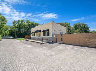 24 Tyler St, Rocky Point, NY 11778