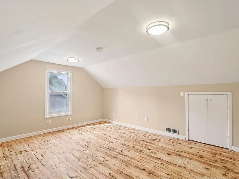 446 Huntmere Dr — Photo 19