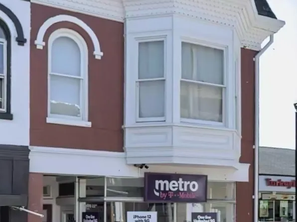 588 W Market St Fl 3, York, PA 17401