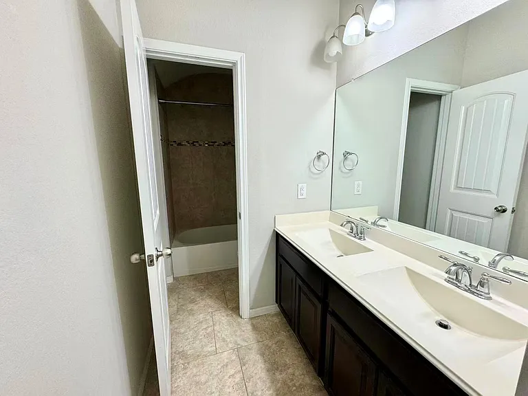 28943 Grand Teton Ct — Photo 33