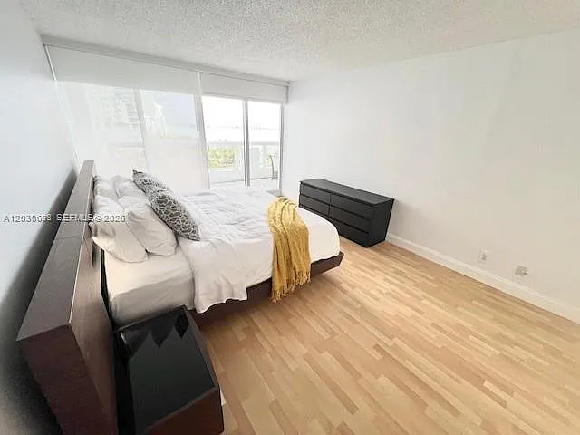 1717 N Bayshore Dr #A-1450 — Photo 30