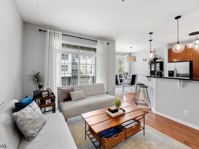 176 Winchester Ct, Clifton, NJ, 07013