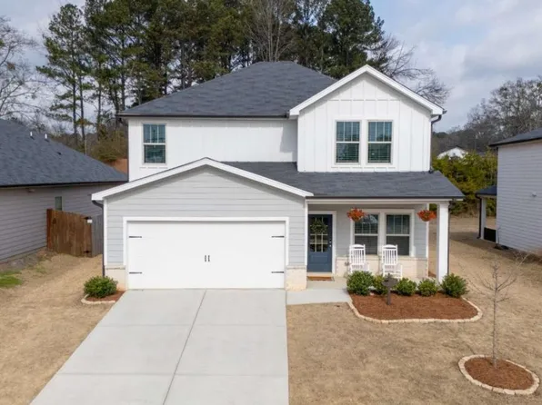 4969 Dufour Dr, Lilburn, GA 30047