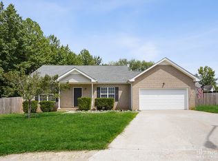 404 Piney Dr, Clarksville, TN 37042