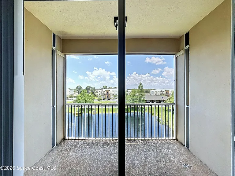 1626 Peregrine Cir #408 — Photo 26