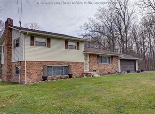 1000 Maxwell Hill Rd, Beckley, WV 25801