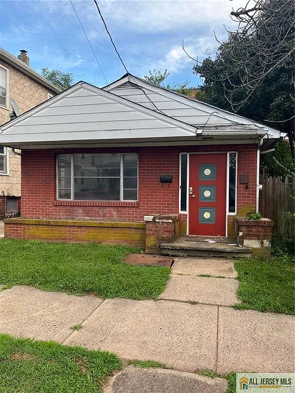 94 Senior St photo 1