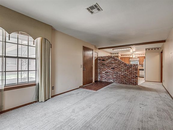 5th image of 4312 S Wofford Ave
