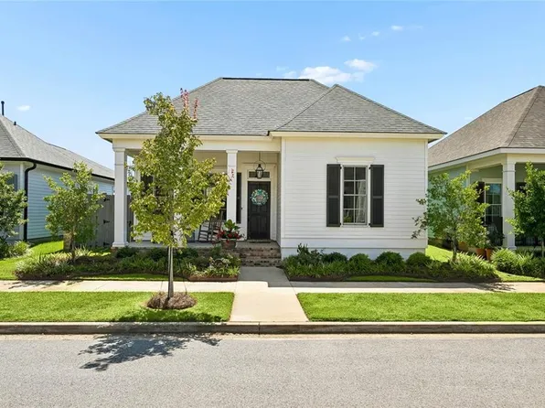 547 Hopscotch Rd, Covington, LA 70433