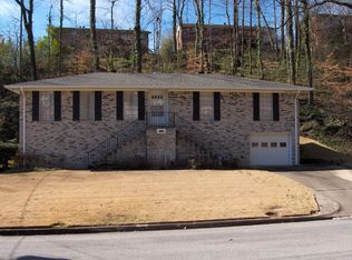 1332 Sumar Cir, Birmingham, AL 35213