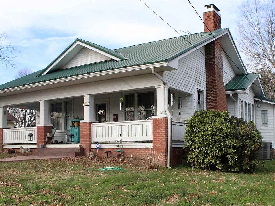 1st image of 166 College St S