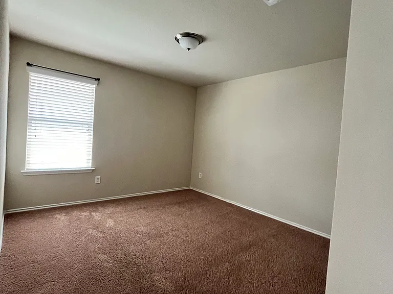 3009 Jackal Dr — Photo 25
