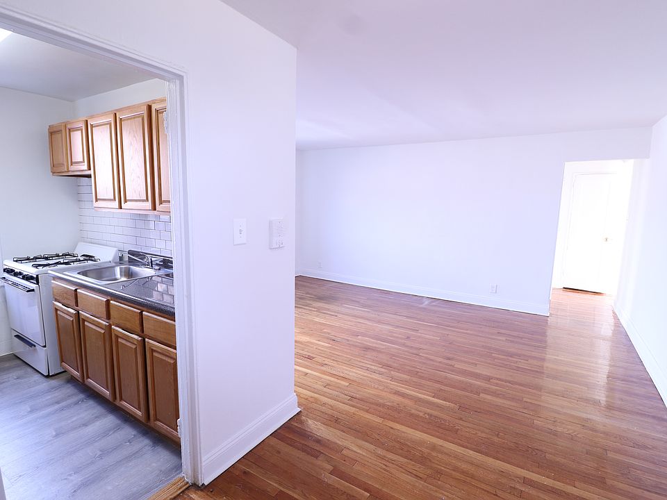 1st image of 86-92 208th St APT 3H