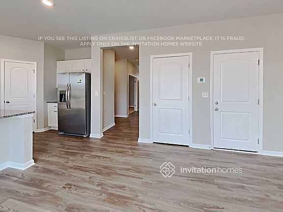 4th image of 4019 Penwood Pl