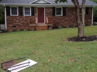 129 Meadowood Dr, Easley, SC 29640