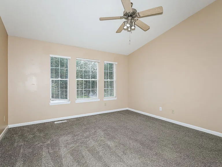 10211 Carmine Dr — Photo 11