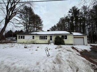 11 Hinkley St, Lisbon, ME 04252
