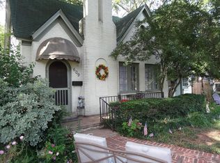 609 E Park Ave, Palestine, TX 75801