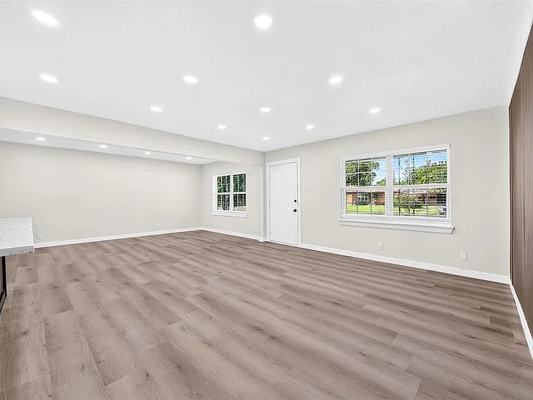 1202 Dogwood Dr — Photo 13