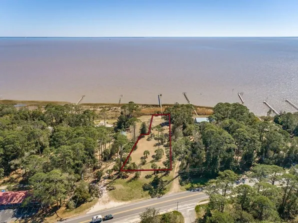 252 Atlantic Ave, Apalachicola, FL 32320