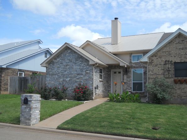 3182 Chimney Cir