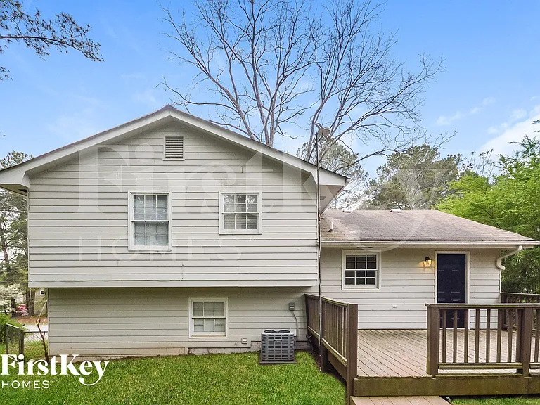 2826 Bay Leaf Dr SE — Photo 15