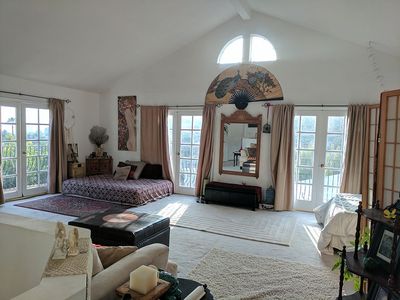 2482 Cheremoya Ave, Los Angeles, CA, 90068