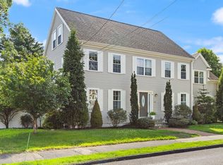 263 Hunnewell St, Needham, MA 02494