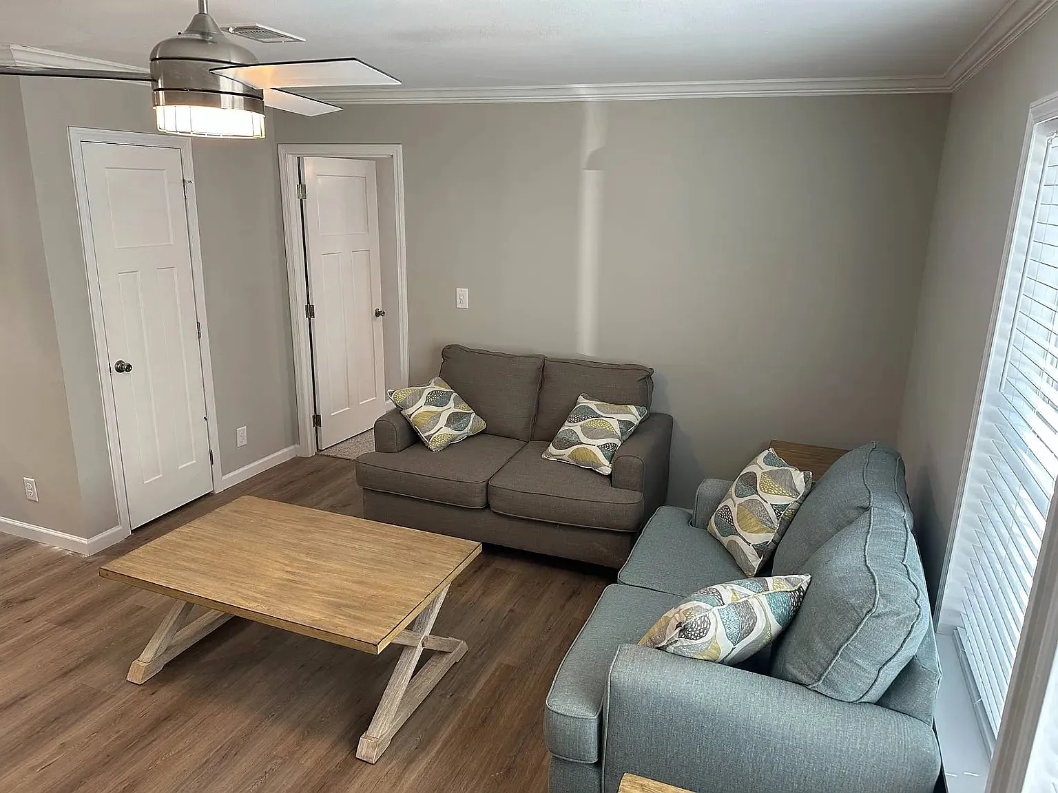 292 Lake Enola Cir — Photo 4