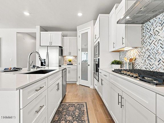 3rd image of 6052 Fall Ridge Ave