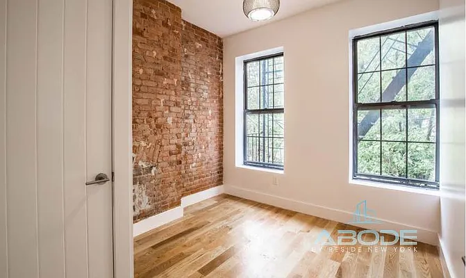 Rented by Reside New York | media 15