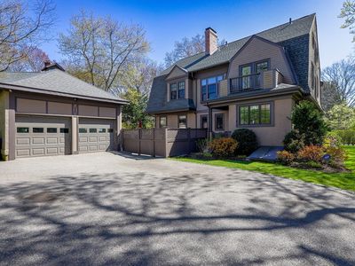 37 Evans Rd, Brookline, MA, 02445