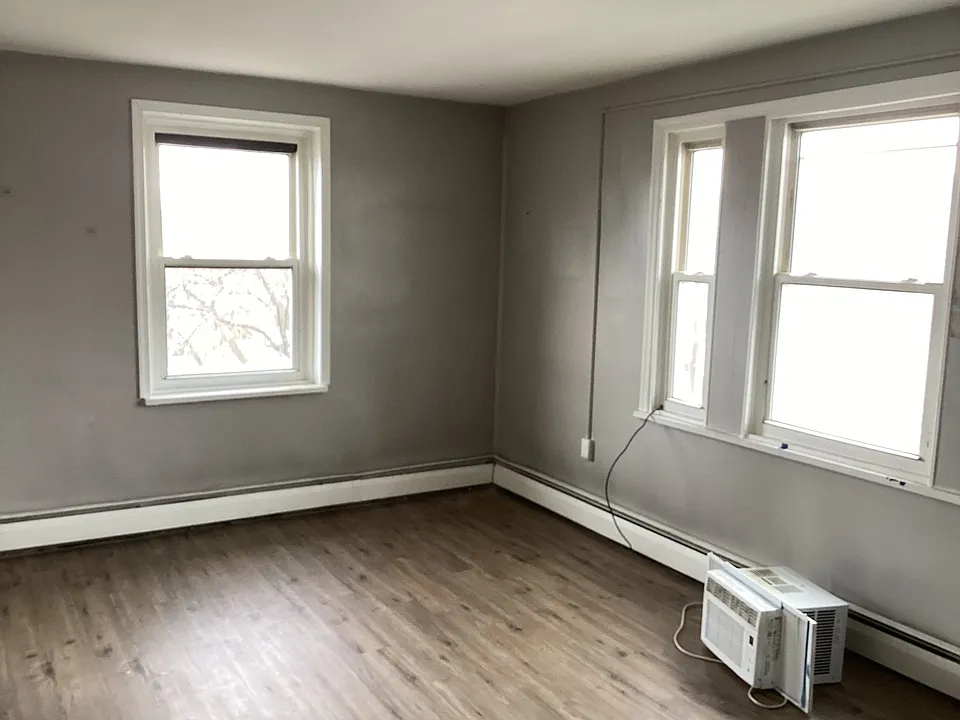 32 N 3rd St #D
