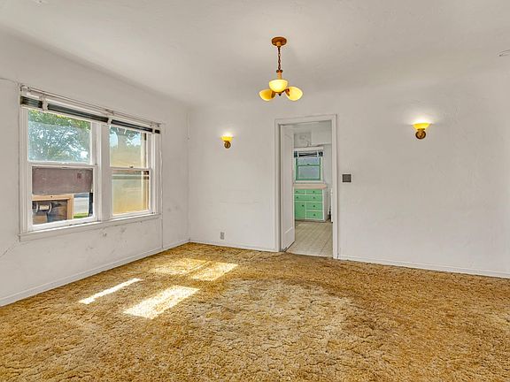 5th image of 500 N G St