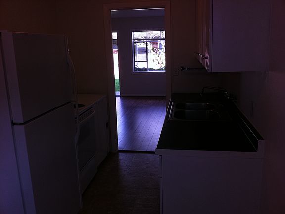 Kitchen to Living Rm