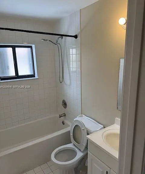7800 W 29th Way #202 — Photo 8