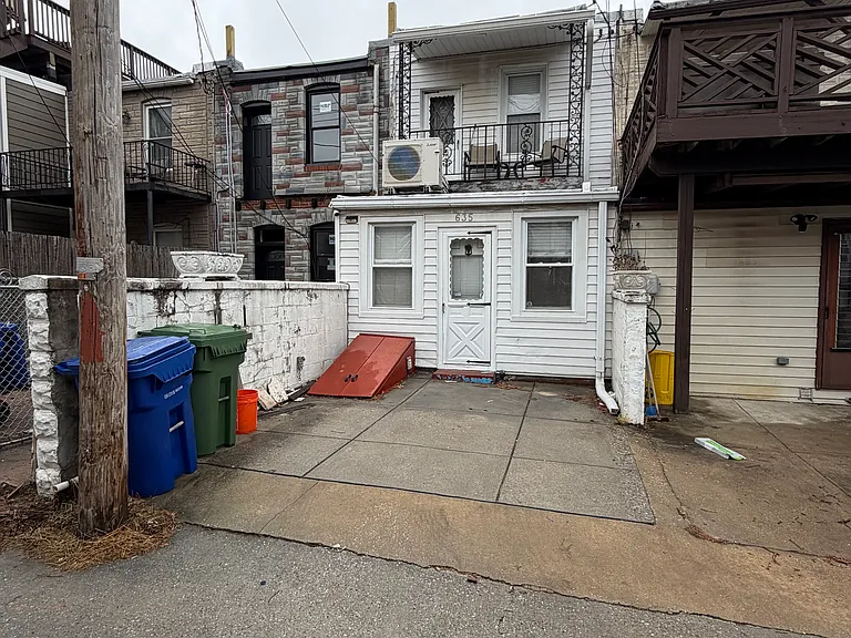 635 S Linwood Ave — Photo 12