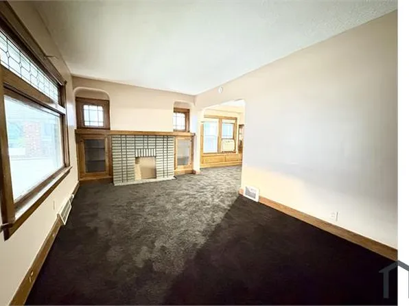 3873 E 123rd St, Cleveland, OH 44105