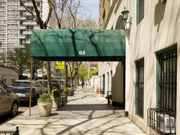 65 West 95th Street 8C image 15 of 15
