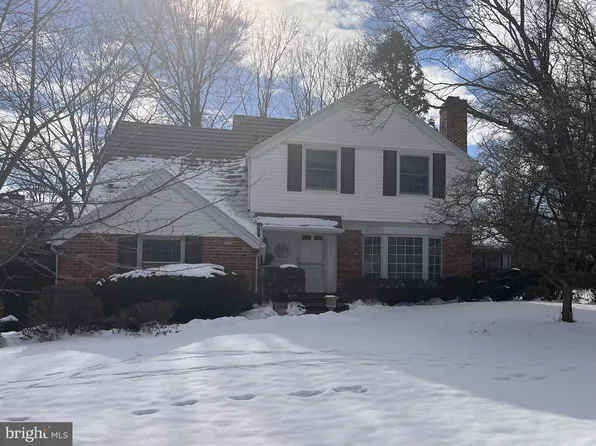 5420 Cornish Rd, Bethesda, MD 20814