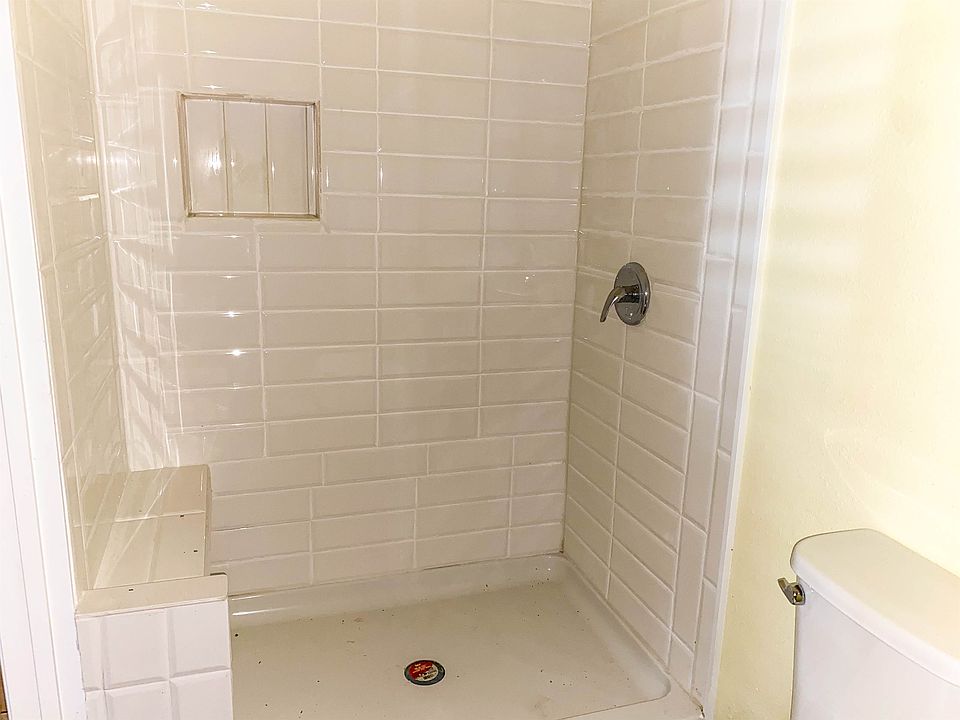 1st image of 75-217 Aloha Kona Dr