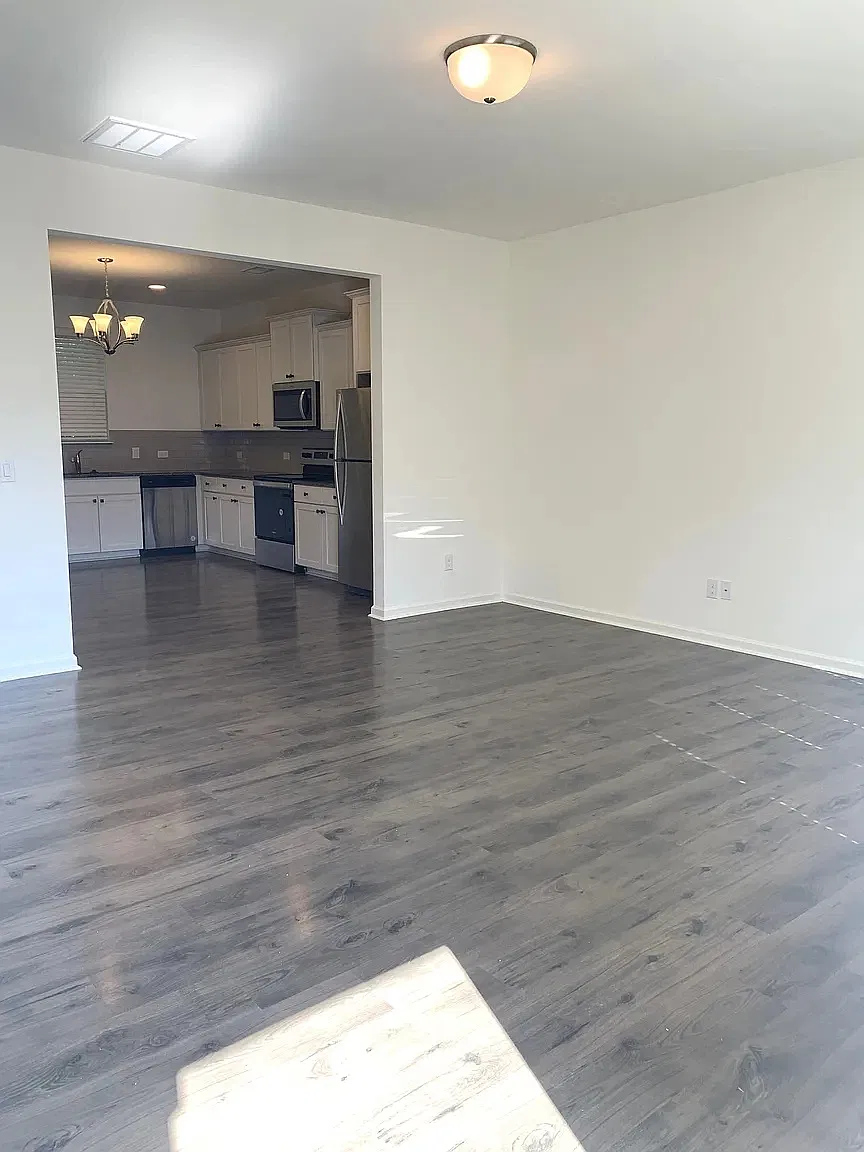 Shepherds Cove - 305 Cherwell Ct - 3 — Photo 4