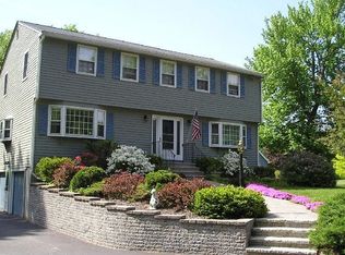 1 Barbie Ln, North Reading, MA 01864