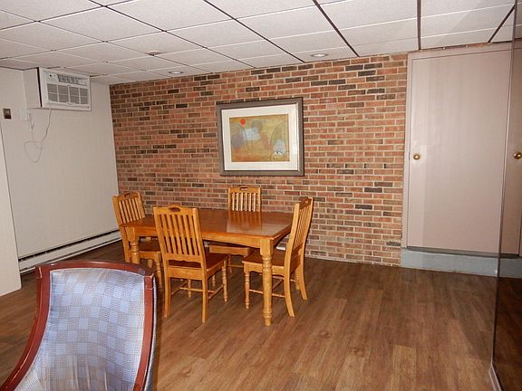 4th image of 2320 N Nordica Ave APT 204D